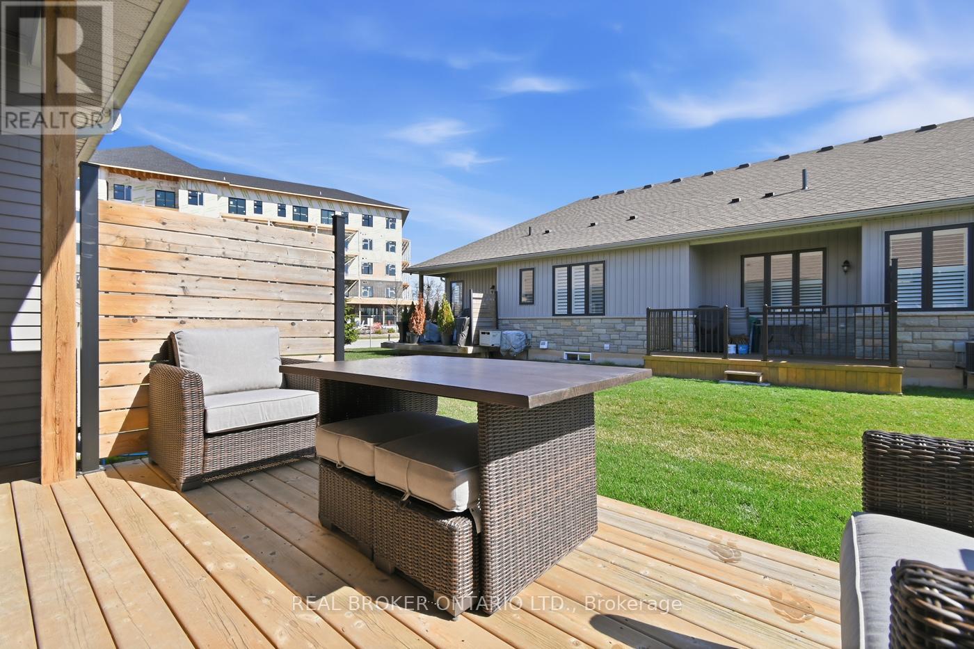 18 Borden Trail, Welland, Ontario  L3C 0H1 - Photo 44 - X13001438