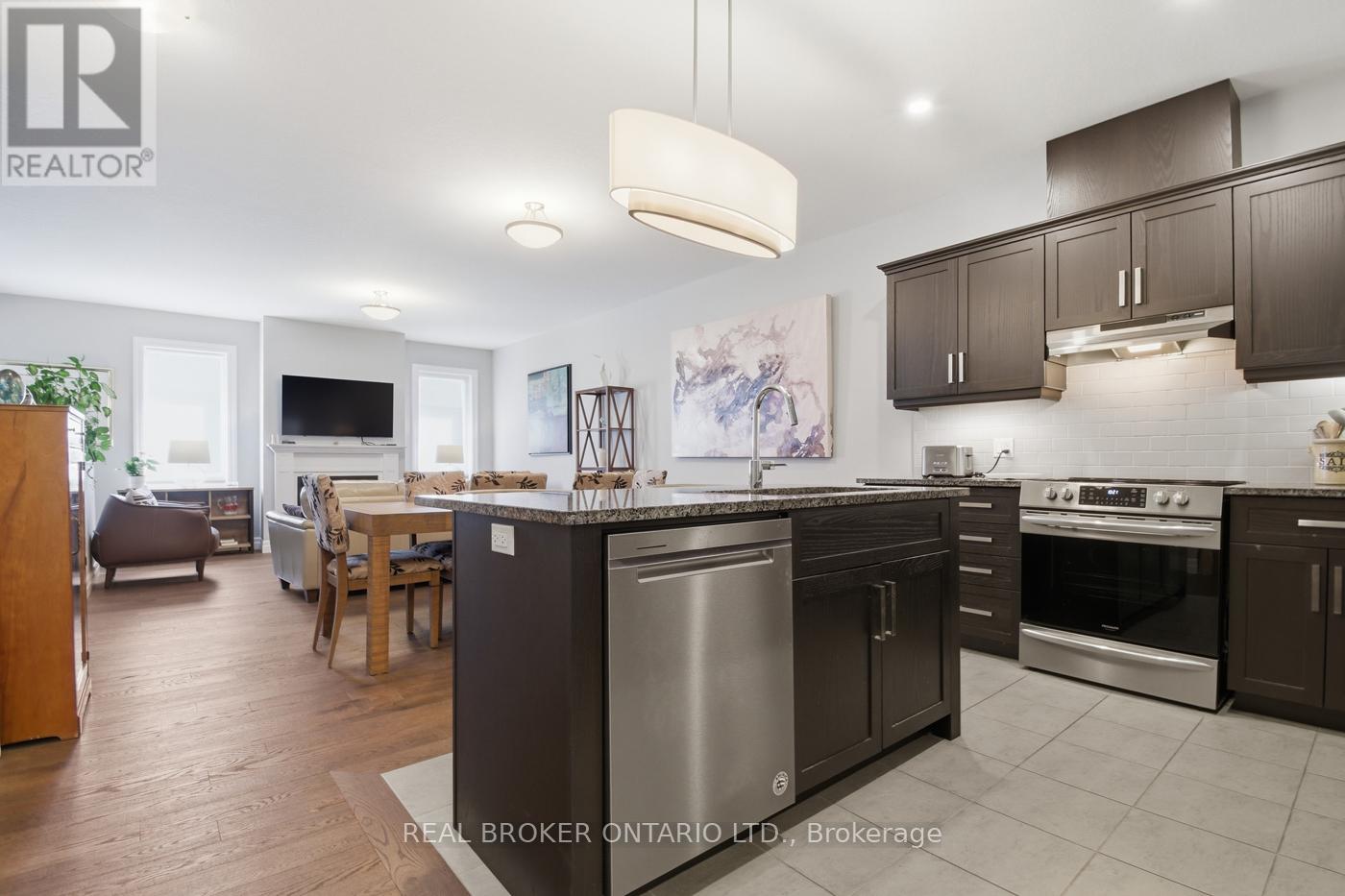 18 Borden Trail, Welland, Ontario  L3C 0H1 - Photo 8 - X13001438