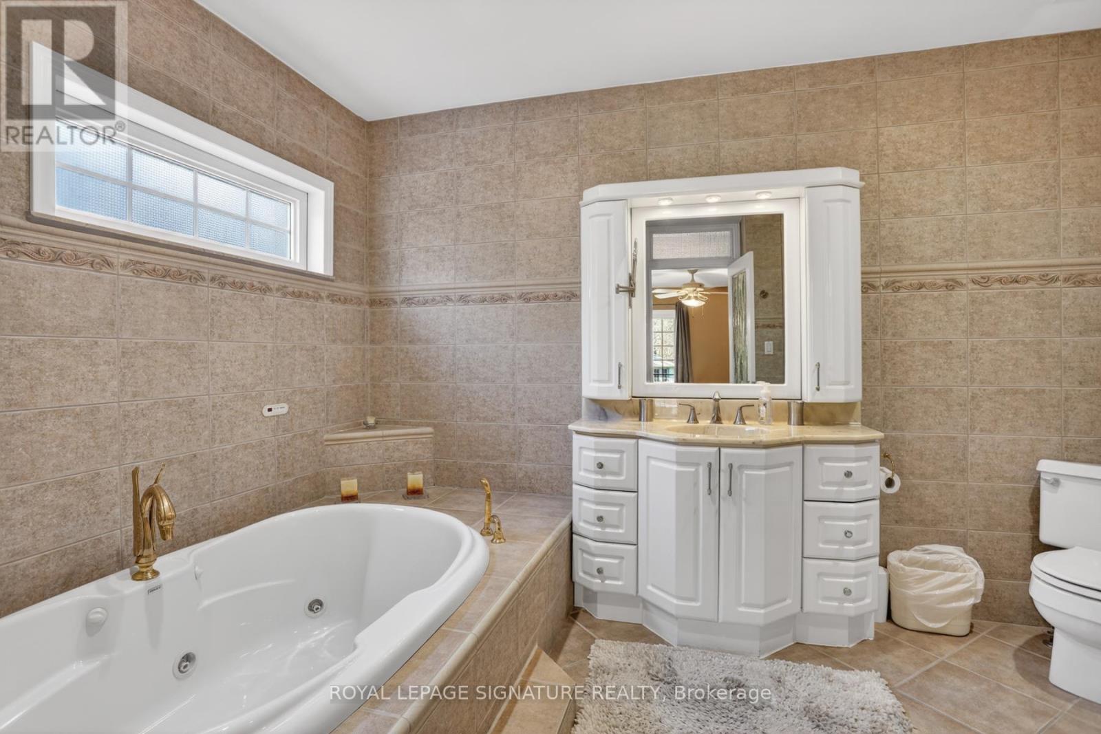 104 Ferris Road, Toronto, Ontario  M4B 1G4 - Photo 20 - E13000122