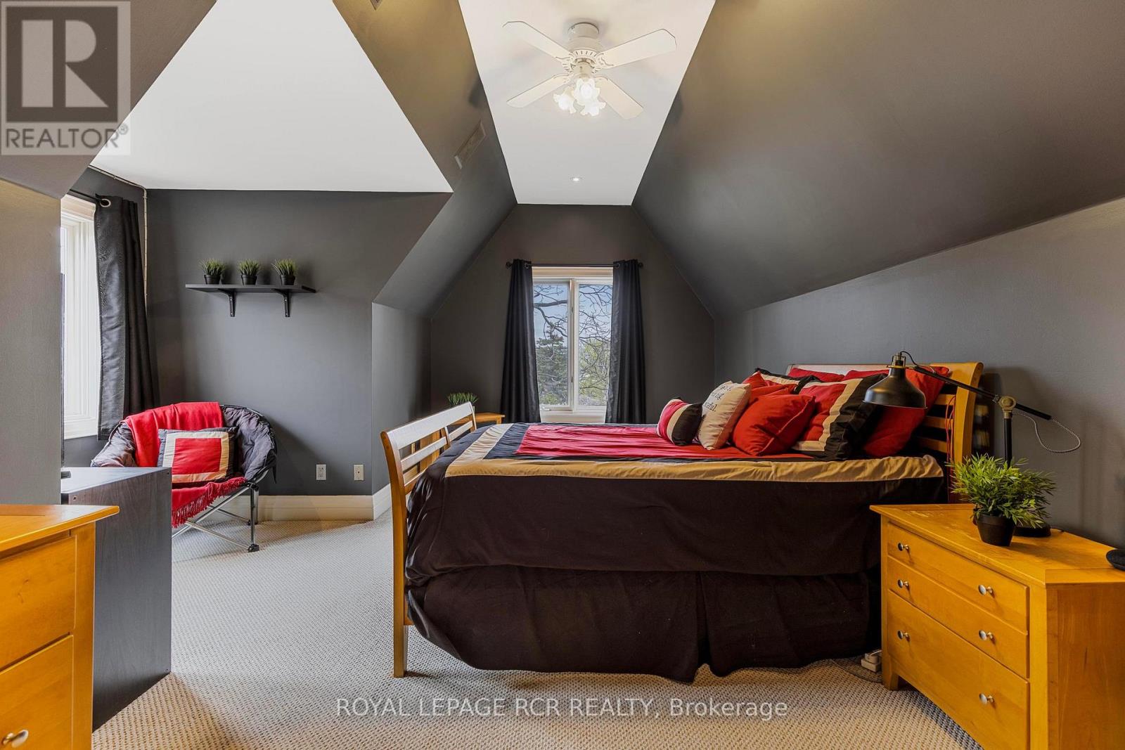 34 Garden Avenue, Richmond Hill, Ontario  L4C 6L9 - Photo 22 - N12860670