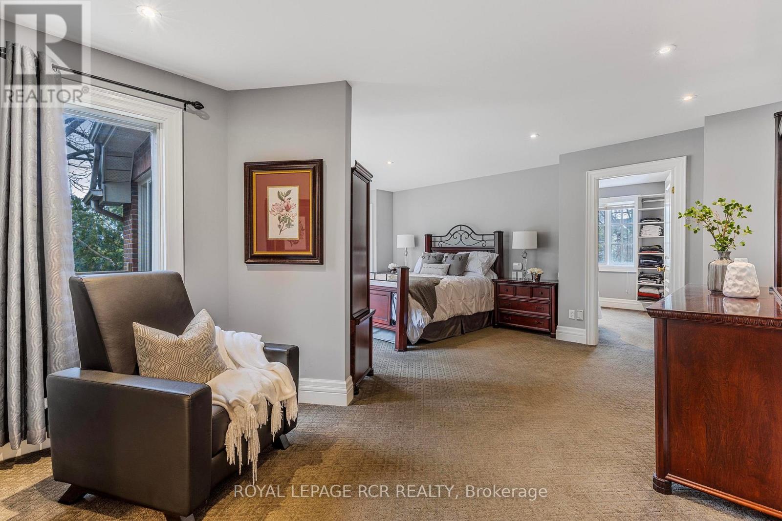 34 Garden Avenue, Richmond Hill, Ontario  L4C 6L9 - Photo 13 - N12860670