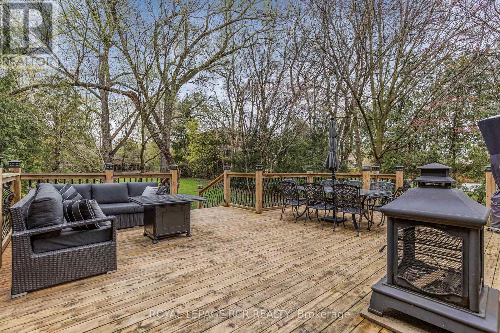 34 Garden Avenue, Richmond Hill, Ontario  L4C 6L9 - Photo 30 - N12860670