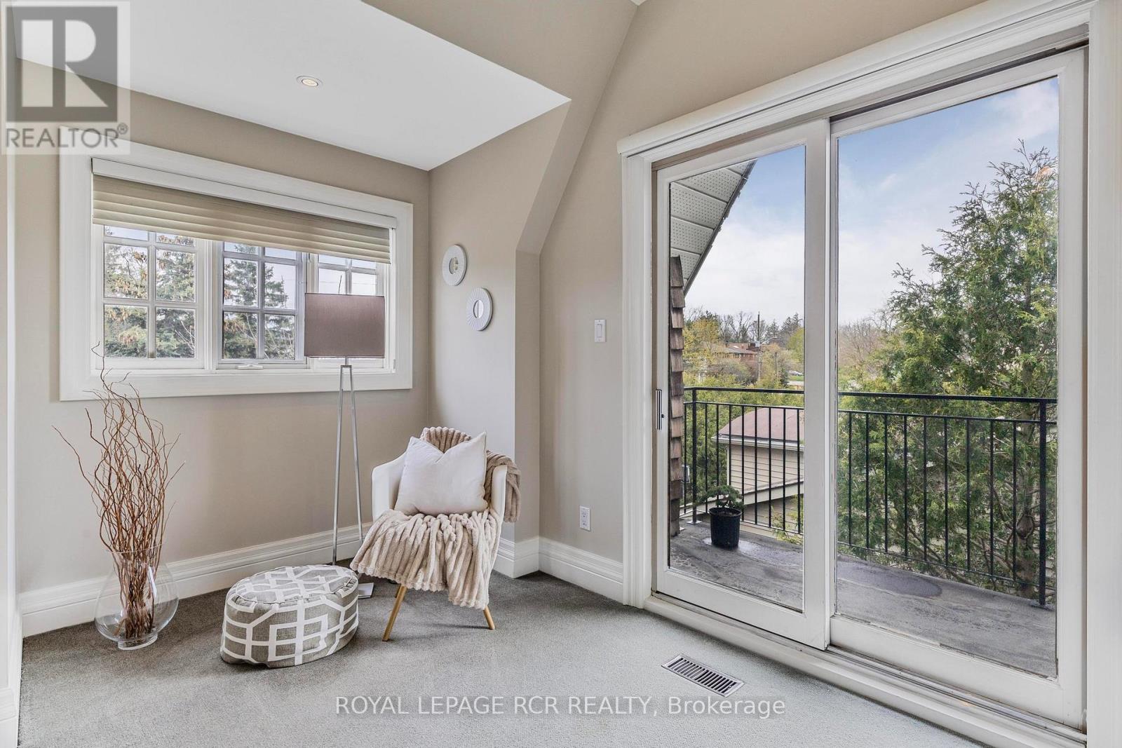 34 Garden Avenue, Richmond Hill, Ontario  L4C 6L9 - Photo 24 - N12860670