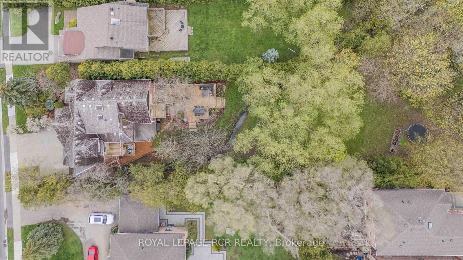 34 Garden Avenue, Richmond Hill, Ontario  L4C 6L9 - Photo 40 - N12860670