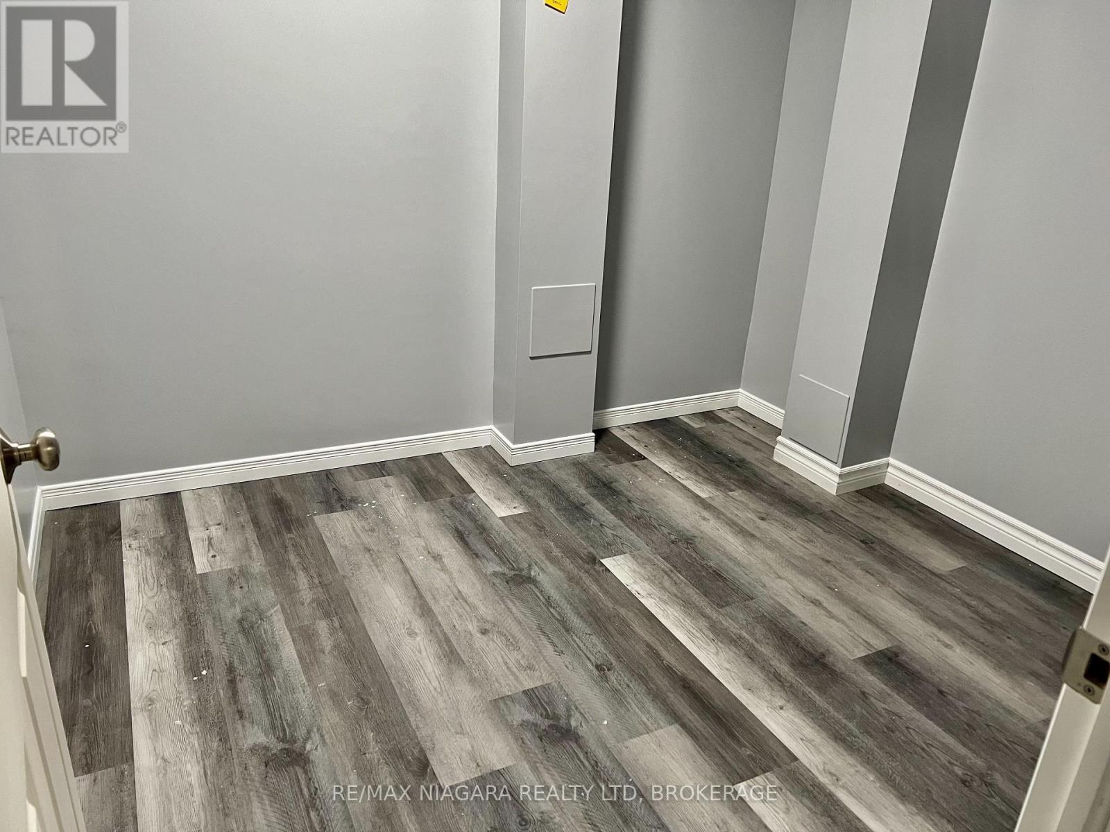 Lower - 7701 Cortina Crescent, Niagara Falls, Ontario  L2H 3B4 - Photo 22 - X12814044