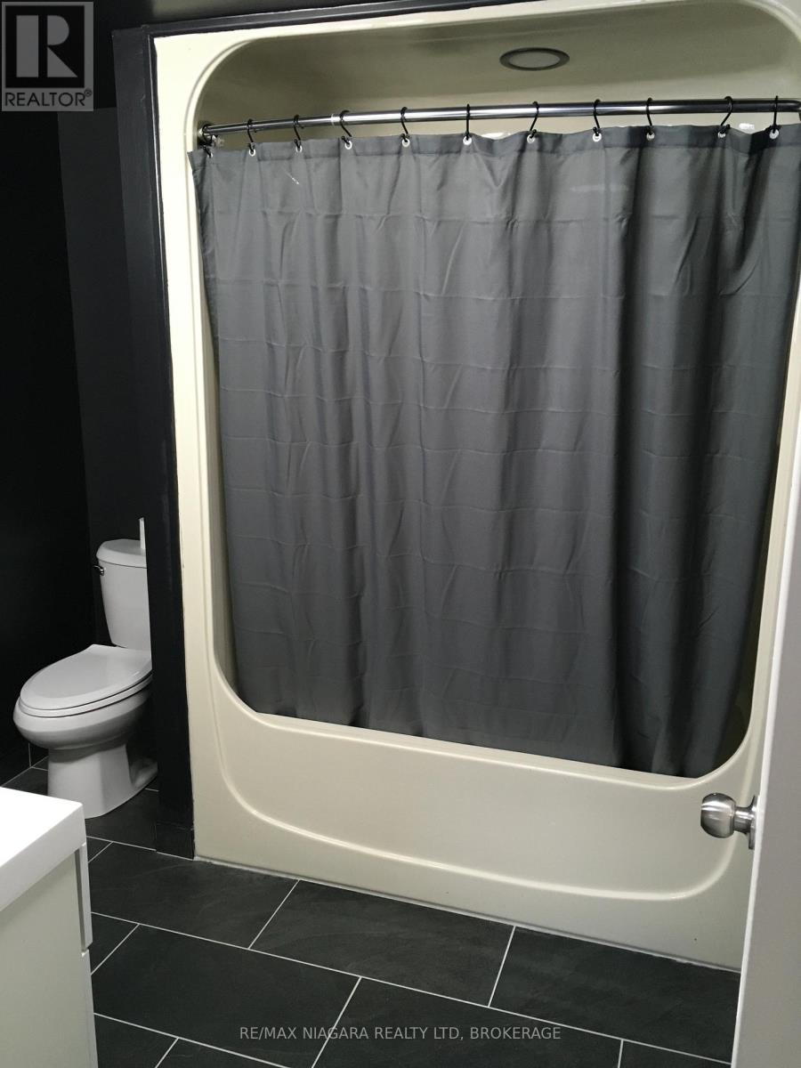 Lower - 7701 Cortina Crescent, Niagara Falls, Ontario  L2H 3B4 - Photo 28 - X12814044