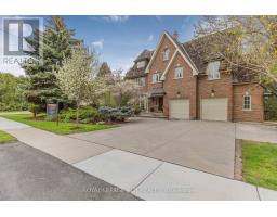34 GARDEN AVENUE, Richmond Hill, Ontario