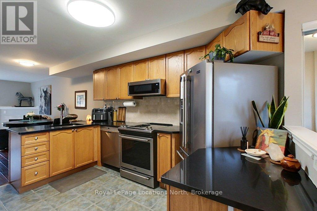 2 Royalton Lane, Collingwood, Ontario  L9Y 5K4 - Photo 8 - S13001364