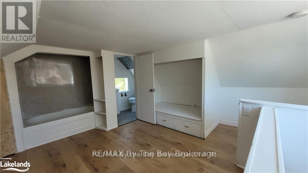 50 Glenwood Drive, Wasaga Beach, Ontario  L9Z 2K5 - Photo 13 - S13001456