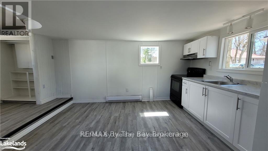 50 Glenwood Drive, Wasaga Beach, Ontario  L9Z 2K5 - Photo 7 - S13001456