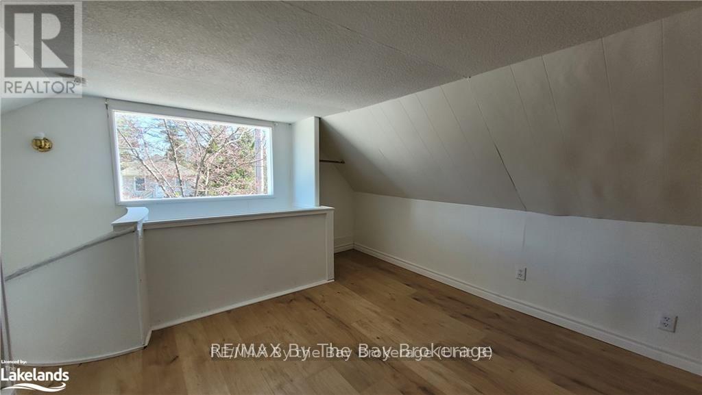 50 Glenwood Drive, Wasaga Beach, Ontario  L9Z 2K5 - Photo 9 - S13001456