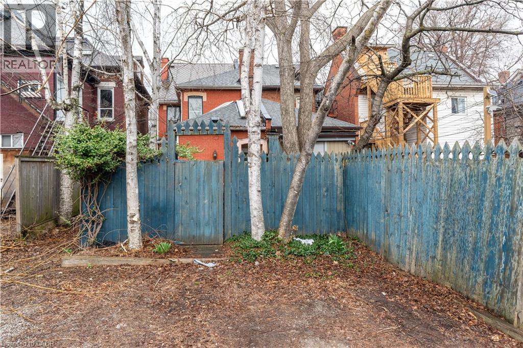 127 East Avenue S, Hamilton, Ontario  L8N 2T6 - Photo 39 - 40820491
