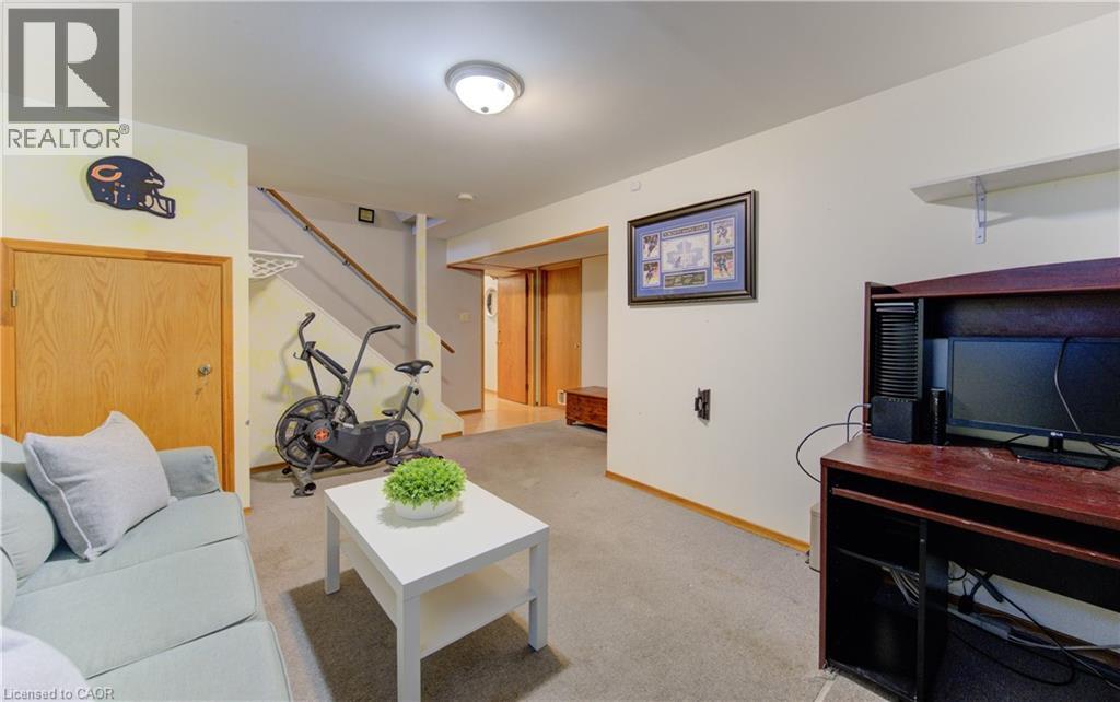 45 Fifth Avenue, Kitchener, Ontario  N2C 1P5 - Photo 21 - 40820375