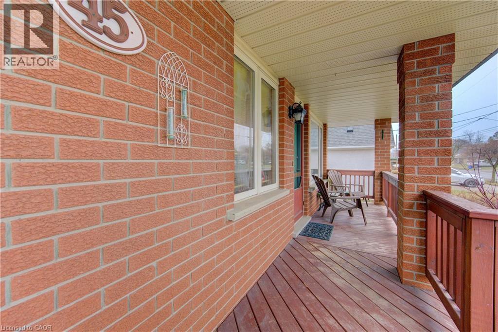 45 Fifth Avenue, Kitchener, Ontario  N2C 1P5 - Photo 4 - 40820375