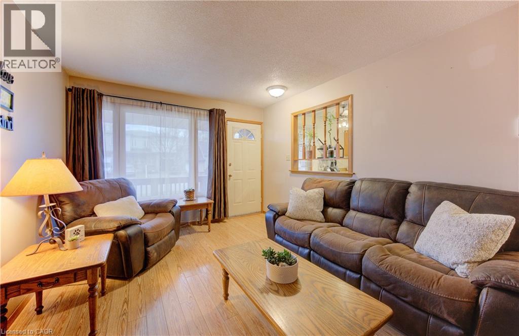 45 Fifth Avenue, Kitchener, Ontario  N2C 1P5 - Photo 5 - 40820375