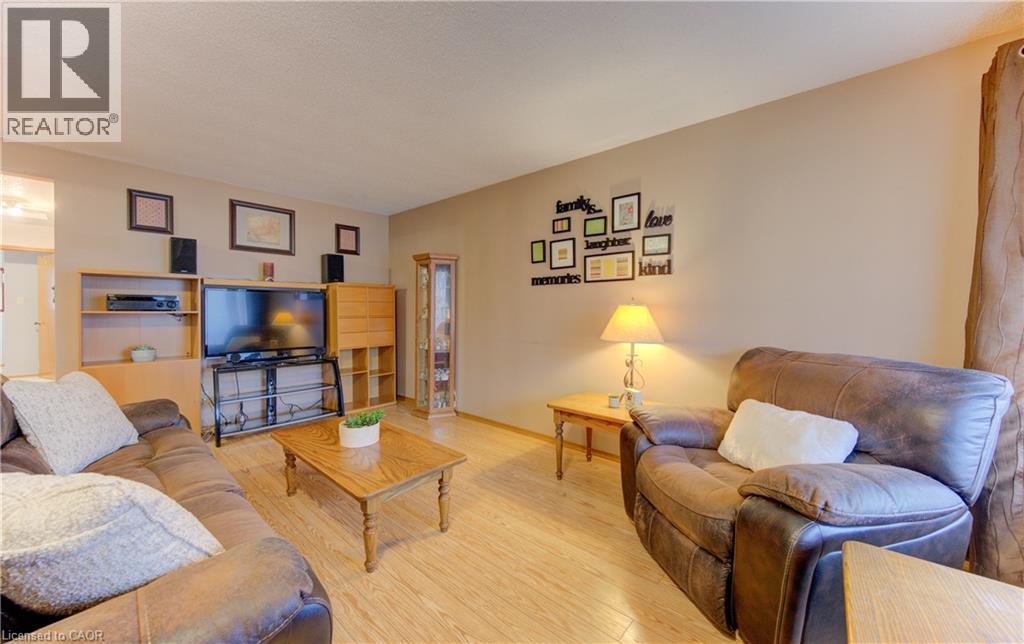 45 Fifth Avenue, Kitchener, Ontario  N2C 1P5 - Photo 6 - 40820375