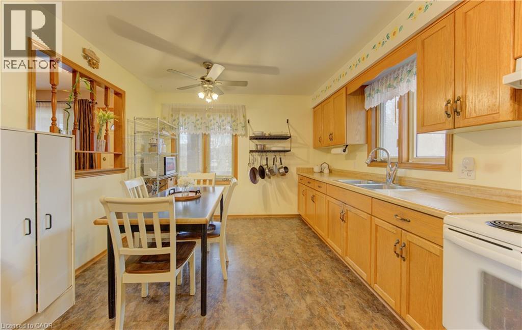 45 Fifth Avenue, Kitchener, Ontario  N2C 1P5 - Photo 7 - 40820375