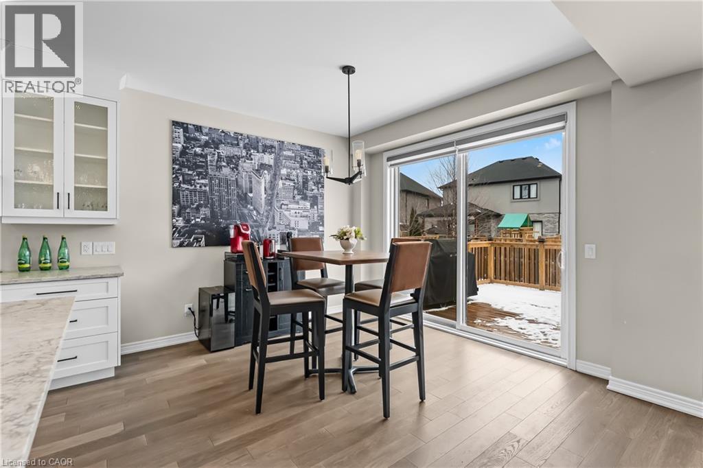 153 Susan Drive, Fonthill, Ontario  L3E 0B2 - Photo 8 - 40820601