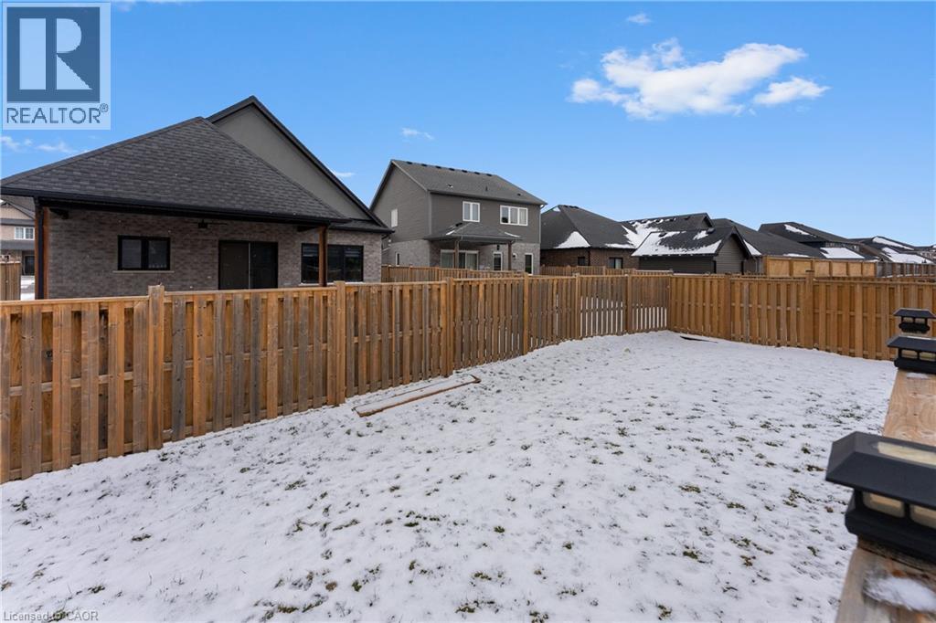 153 Susan Drive, Fonthill, Ontario  L3E 0B2 - Photo 38 - 40820601