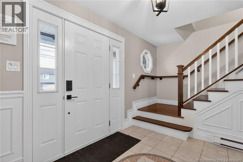 368 Maplehurst Drive, Moncton, New Brunswick  E1G 4T8 - Photo 3 - NB137240