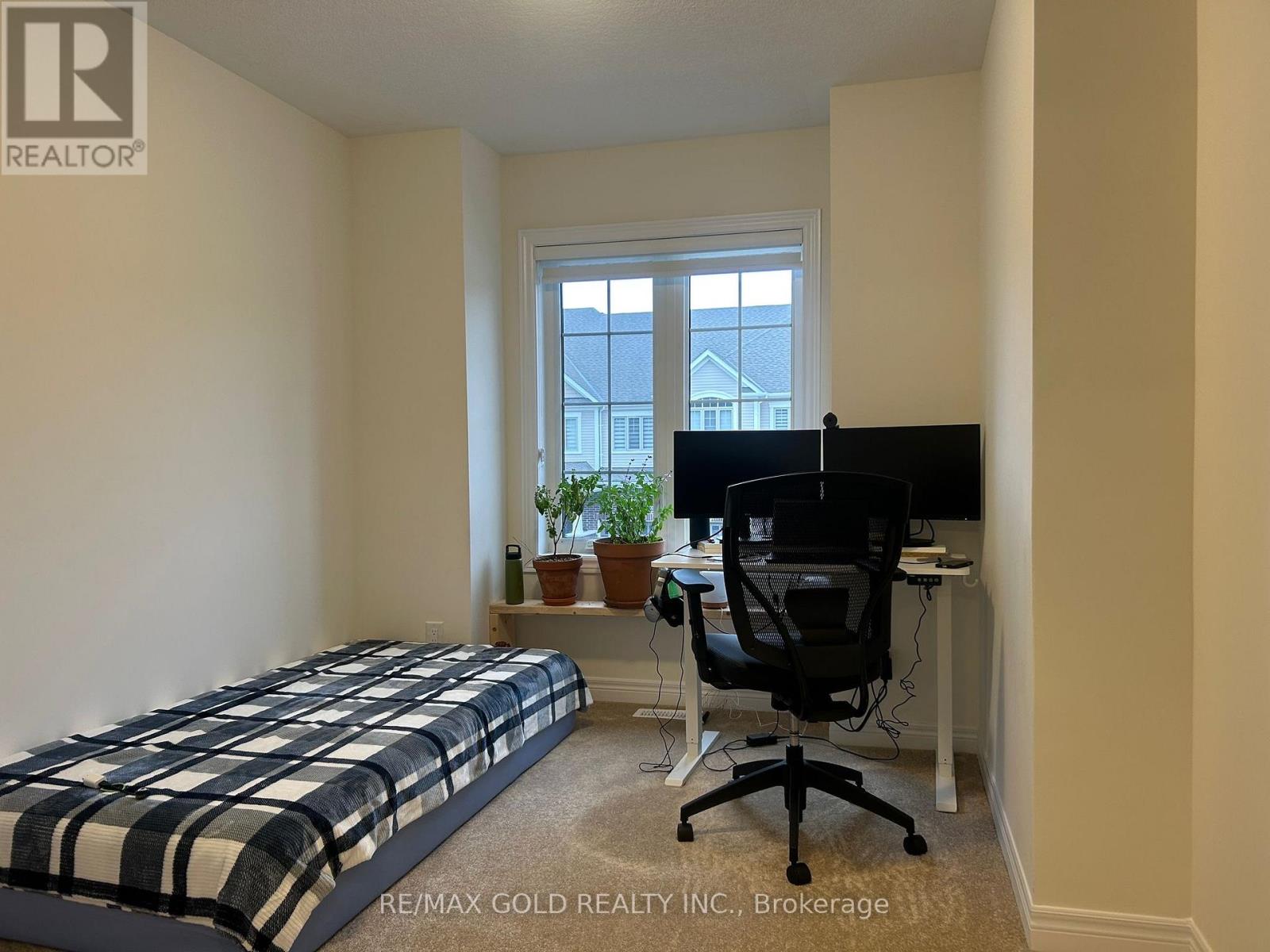 203 Broadacre Drive, Kitchener, Ontario  N2R 0S6 - Photo 35 - X12995692