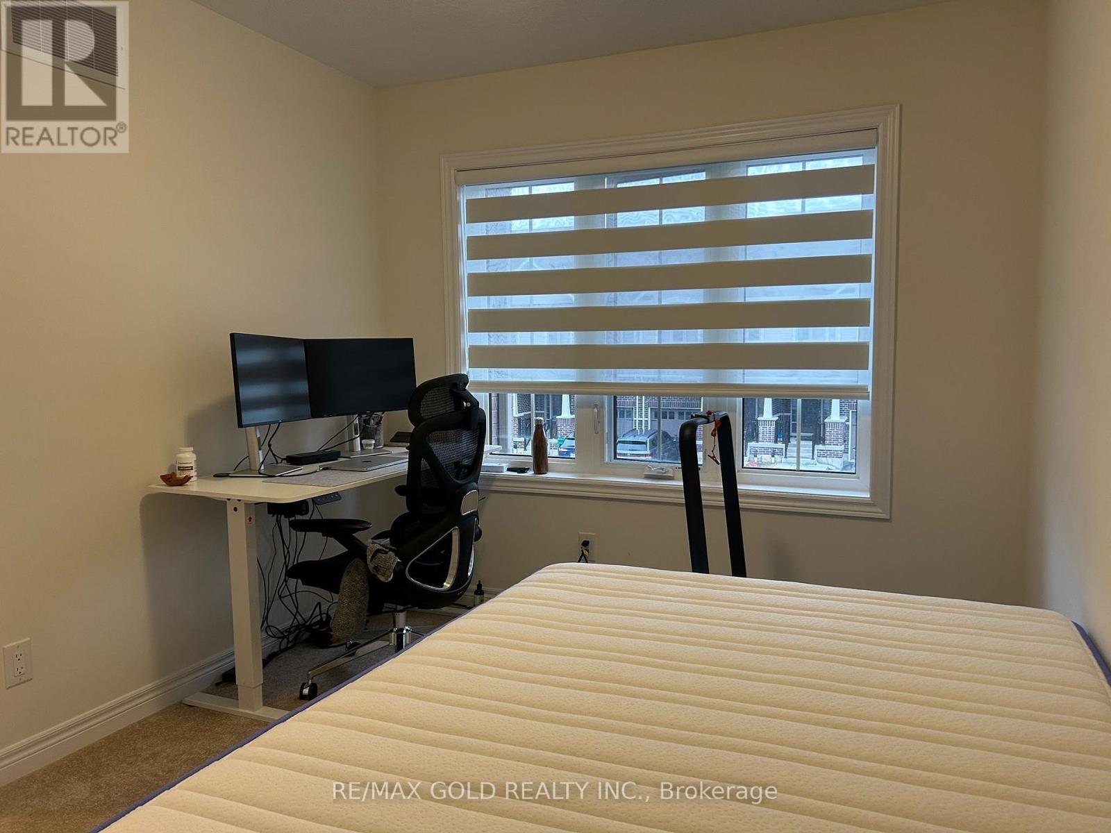 203 Broadacre Drive, Kitchener, Ontario  N2R 0S6 - Photo 36 - X12995692