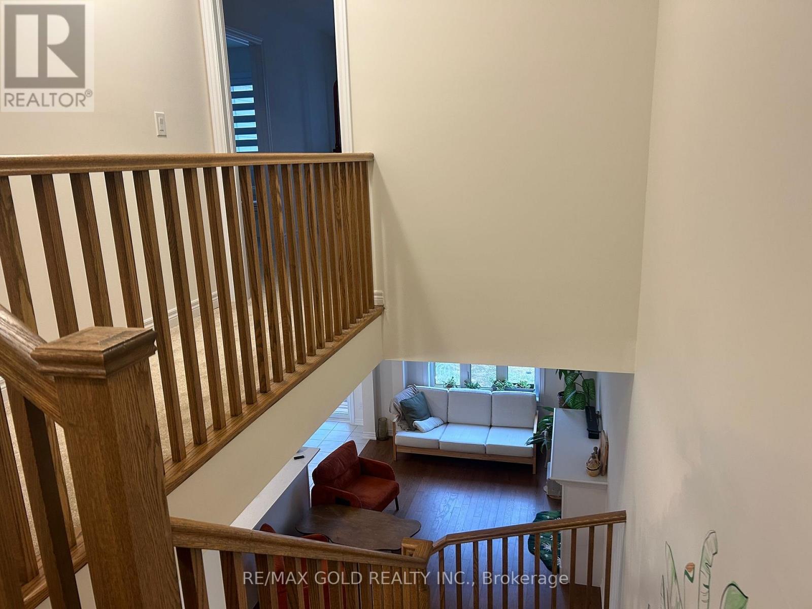 203 Broadacre Drive, Kitchener, Ontario  N2R 0S6 - Photo 6 - X12995692