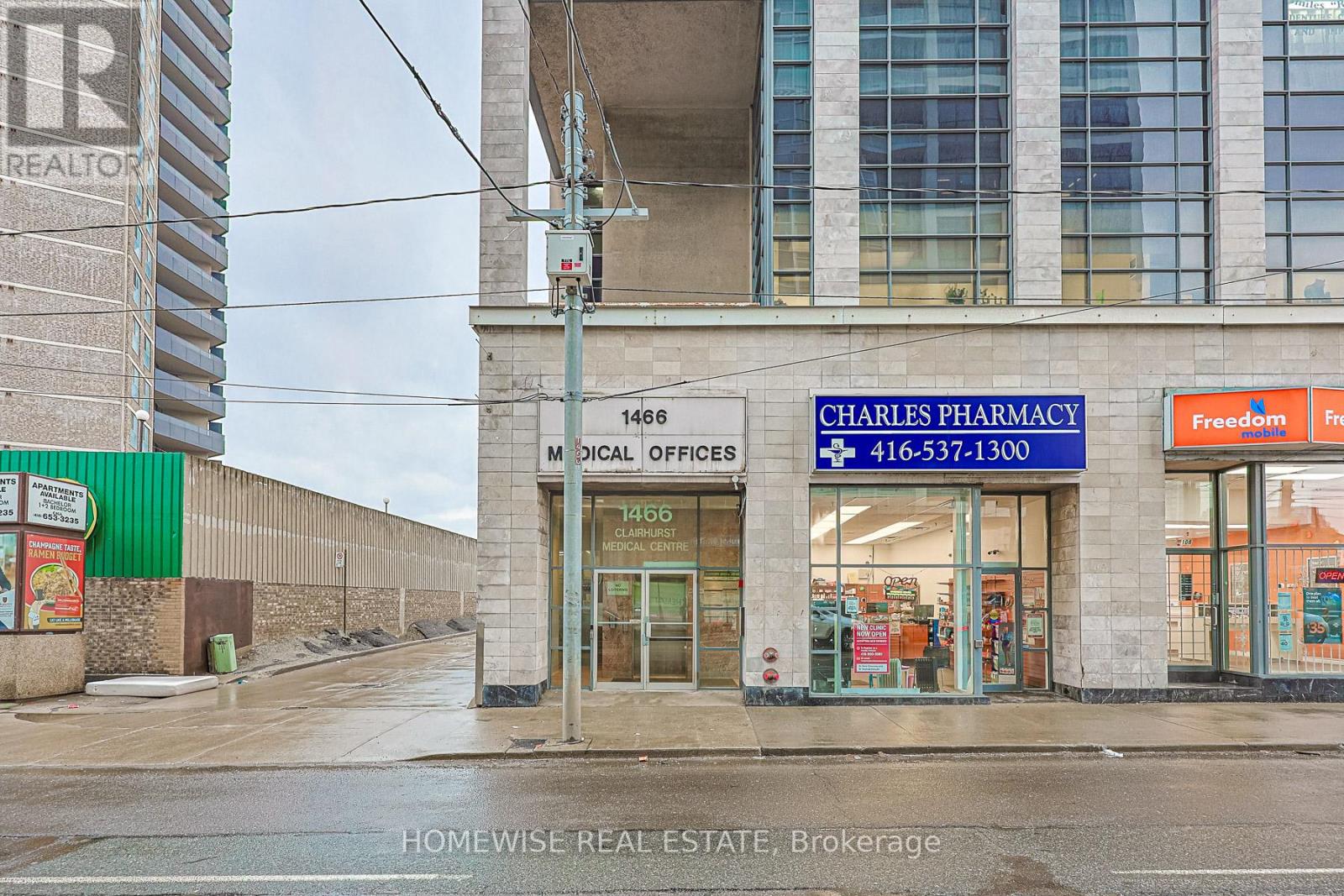 302 - 1466 Bathurst Street, Toronto, Ontario  M6C 1A1 - Photo 2 - C13001394