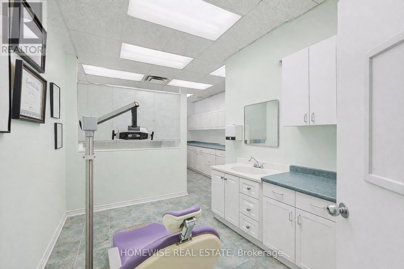 302 - 1466 Bathurst Street, Toronto, Ontario  M6C 1A1 - Photo 6 - C13001394