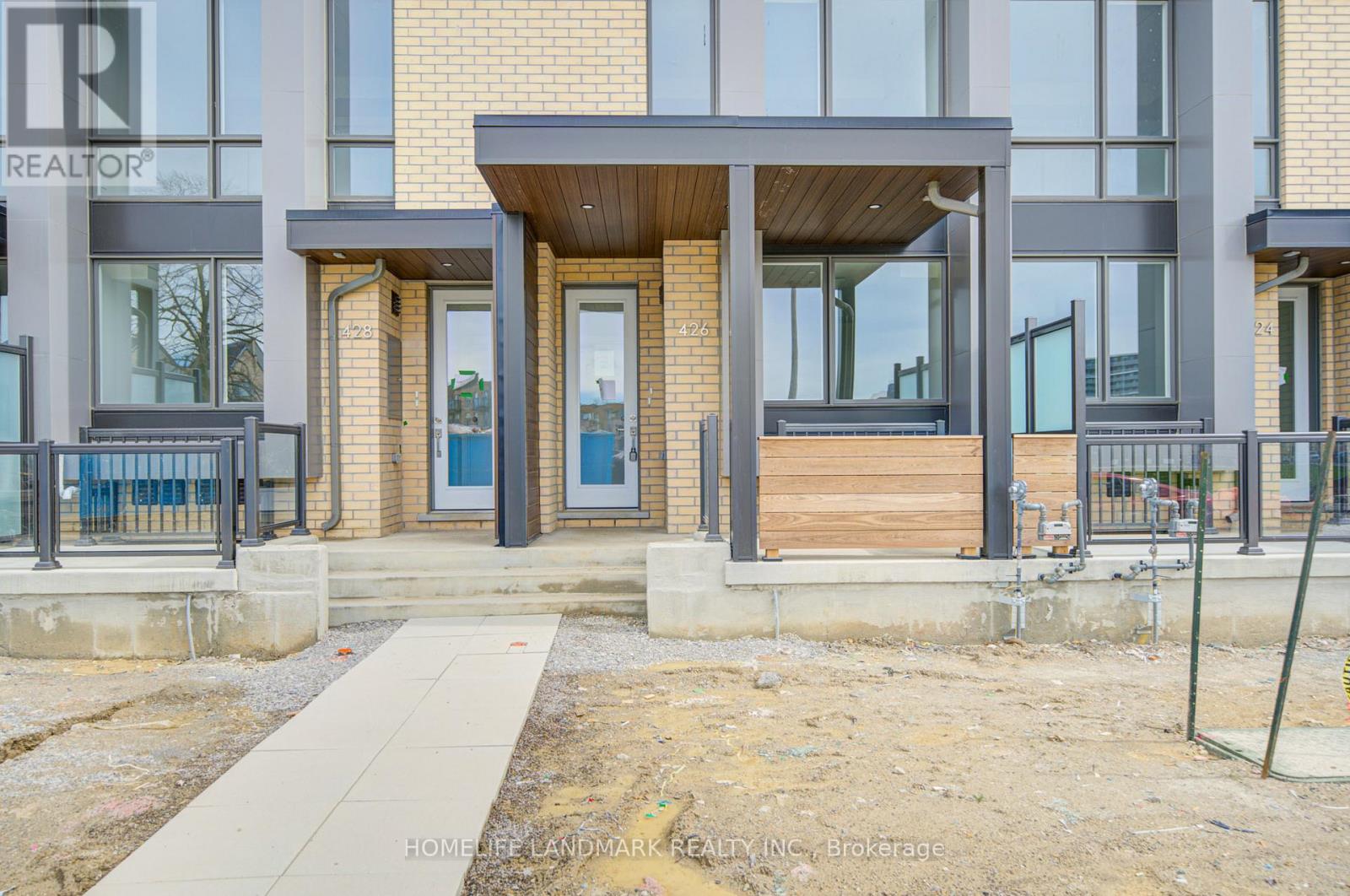 426 NEW LAWRENCE HEIGHTS WAY BOULEVARD, Toronto, Ontario