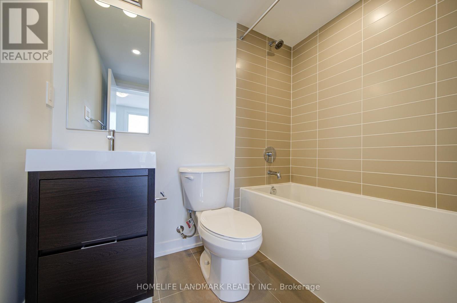 426 New Lawrence Heights Way Boulevard, Toronto, Ontario  M6A 0E6 - Photo 19 - C13001412