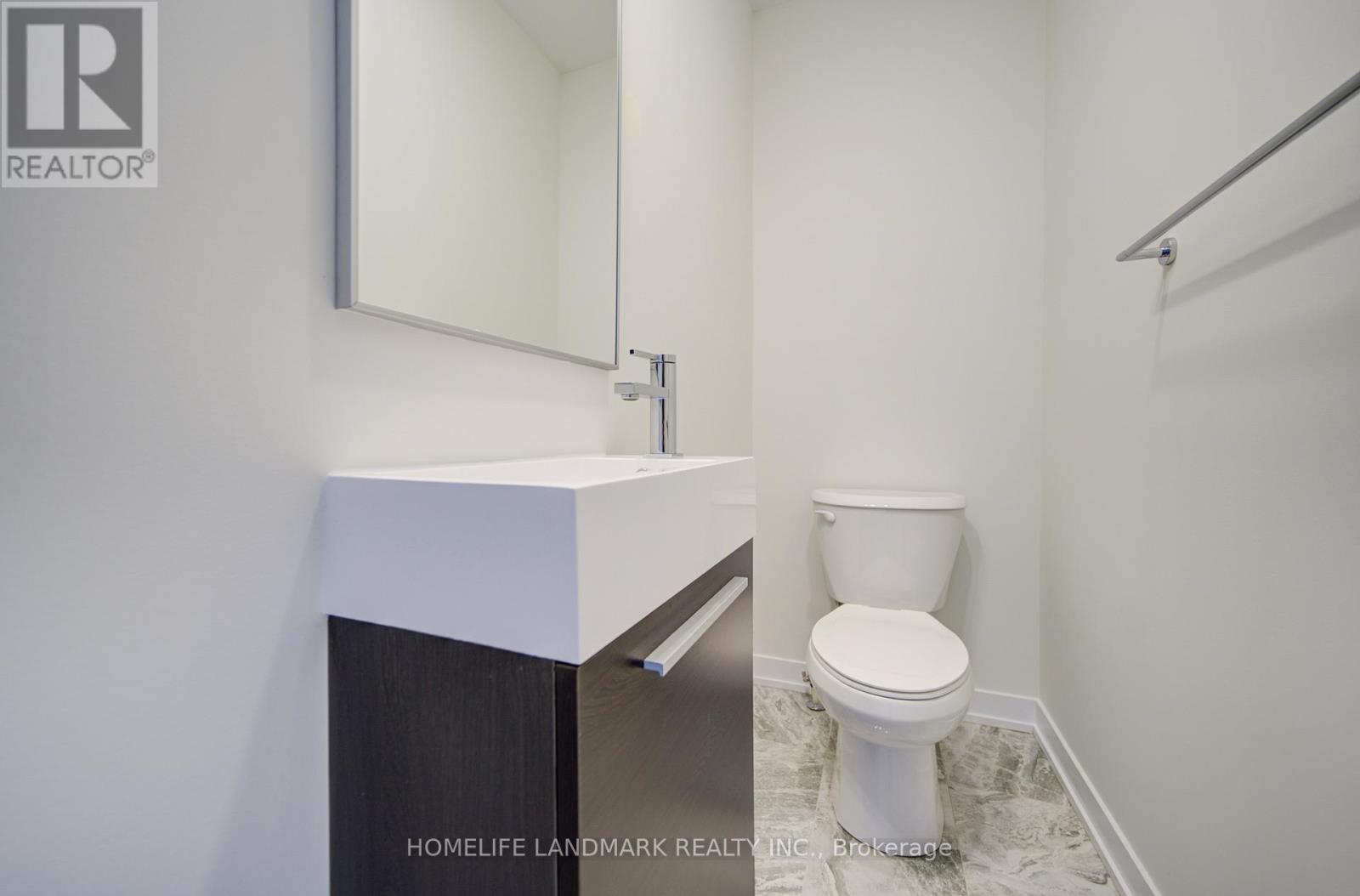 426 New Lawrence Heights Way Boulevard, Toronto, Ontario  M6A 0E6 - Photo 23 - C13001412