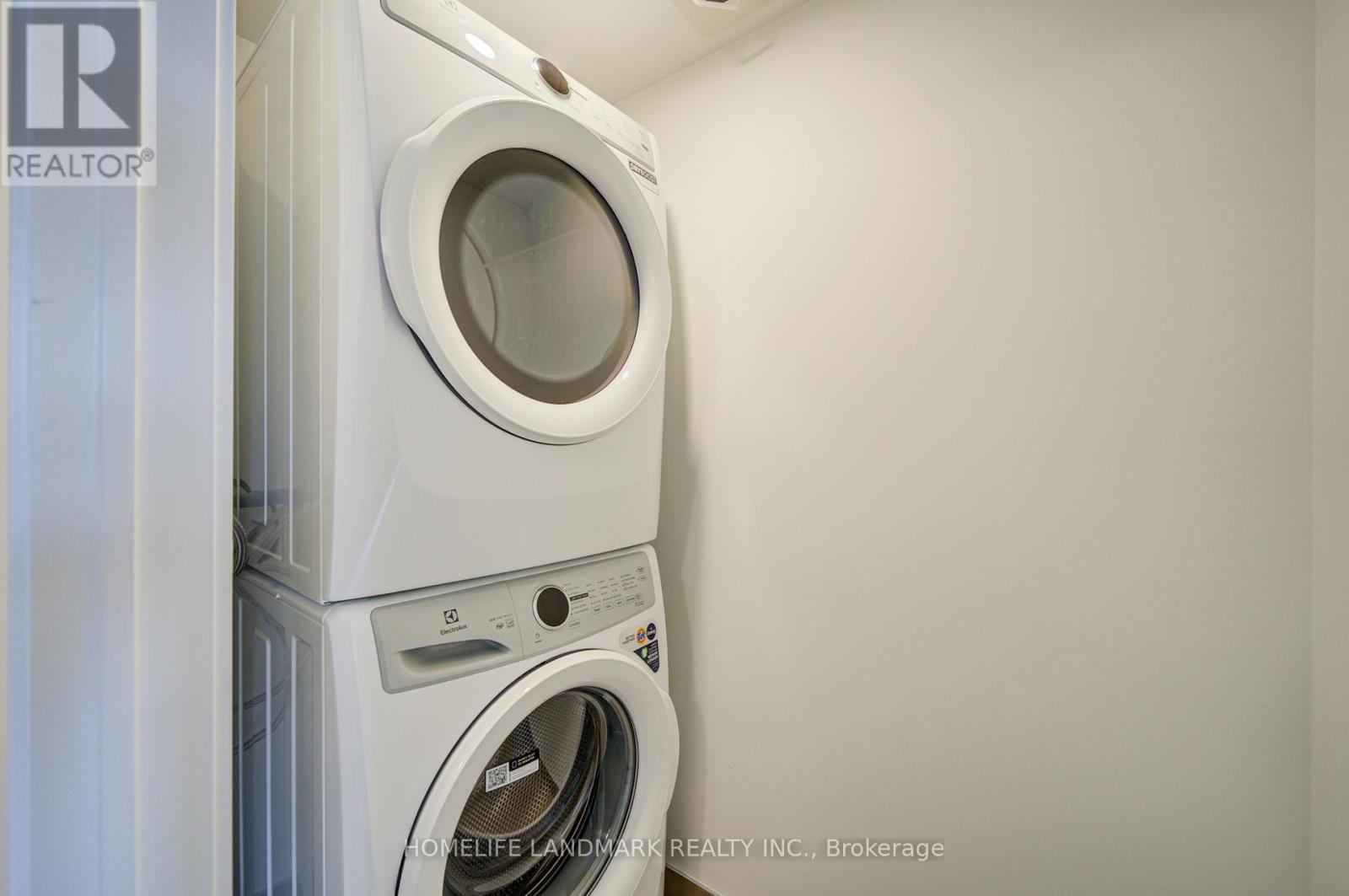 426 New Lawrence Heights Way Boulevard, Toronto, Ontario  M6A 0E6 - Photo 24 - C13001412