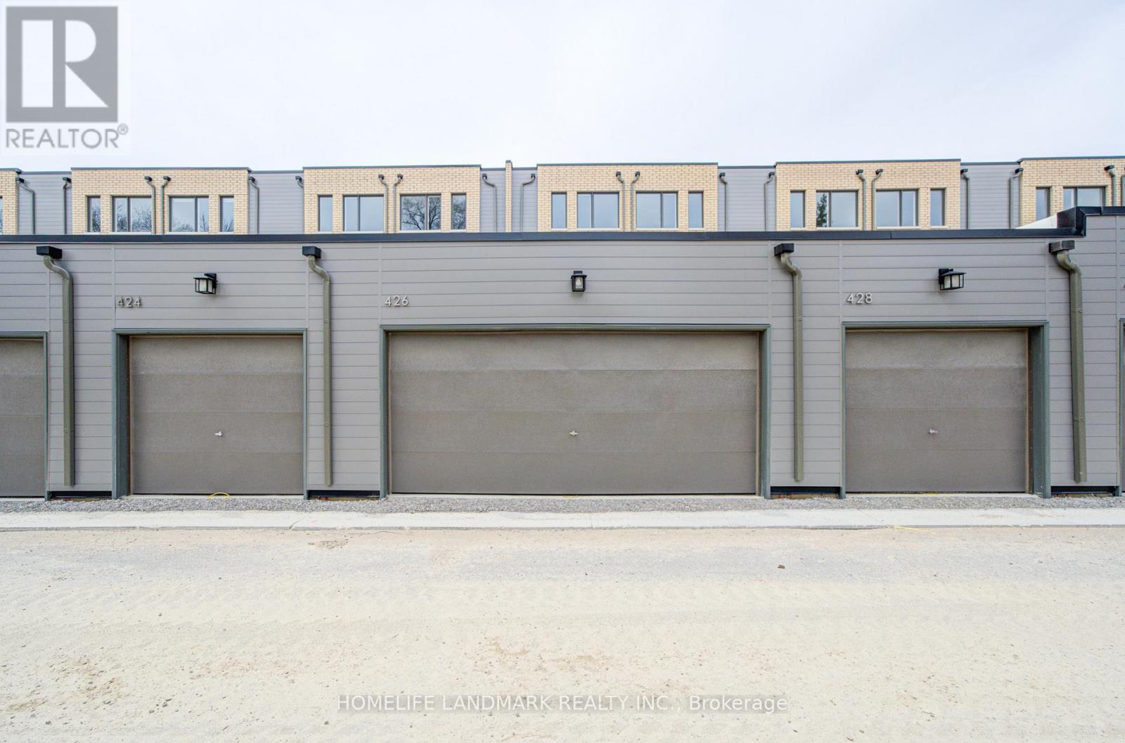 426 New Lawrence Heights Way Boulevard, Toronto, Ontario  M6A 0E6 - Photo 41 - C13001412