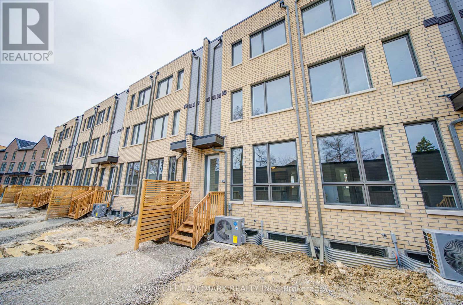 426 New Lawrence Heights Way Boulevard, Toronto, Ontario  M6A 0E6 - Photo 44 - C13001412