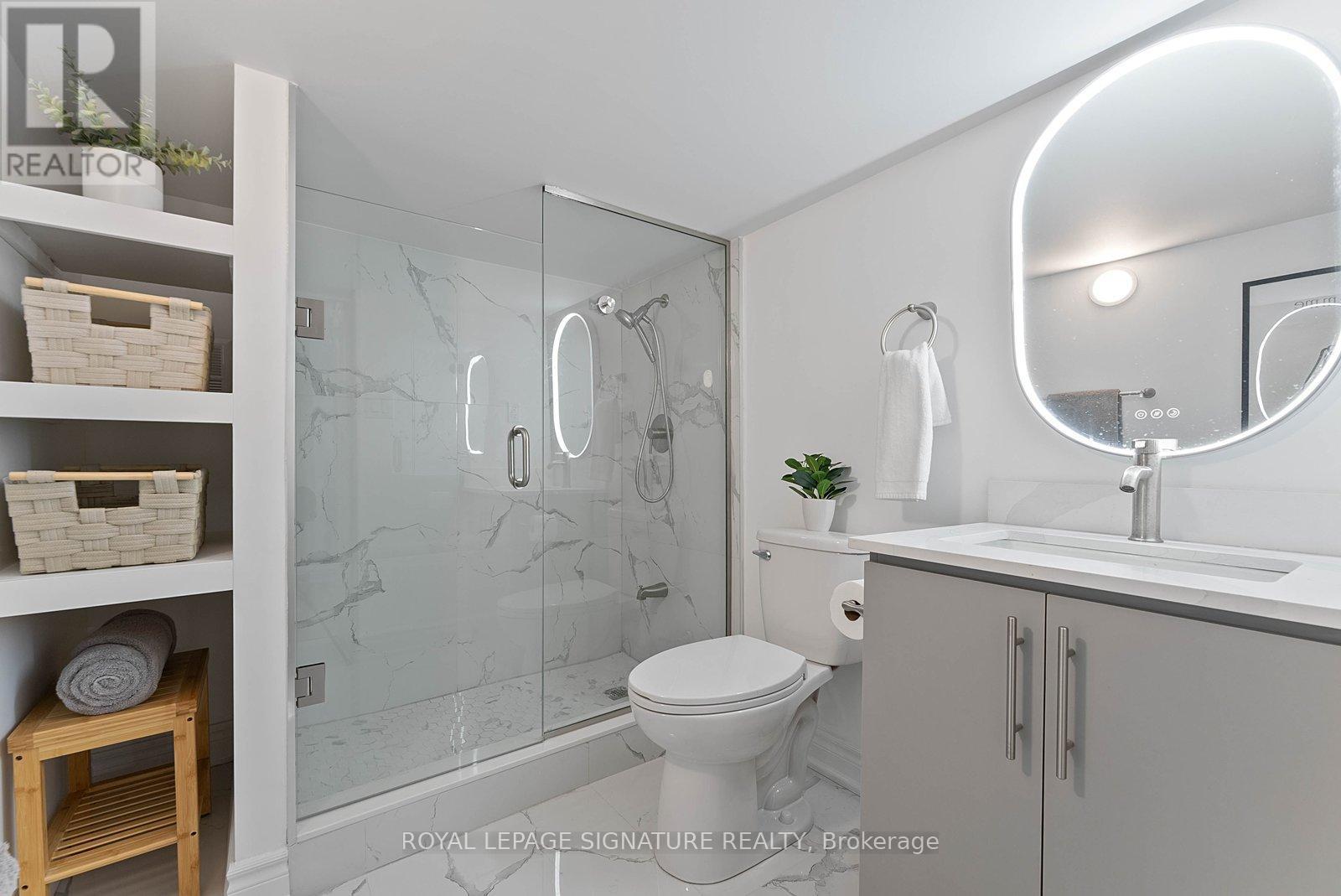 530 Lauder Avenue, Toronto, Ontario  M6E 3J4 - Photo 24 - C13001462