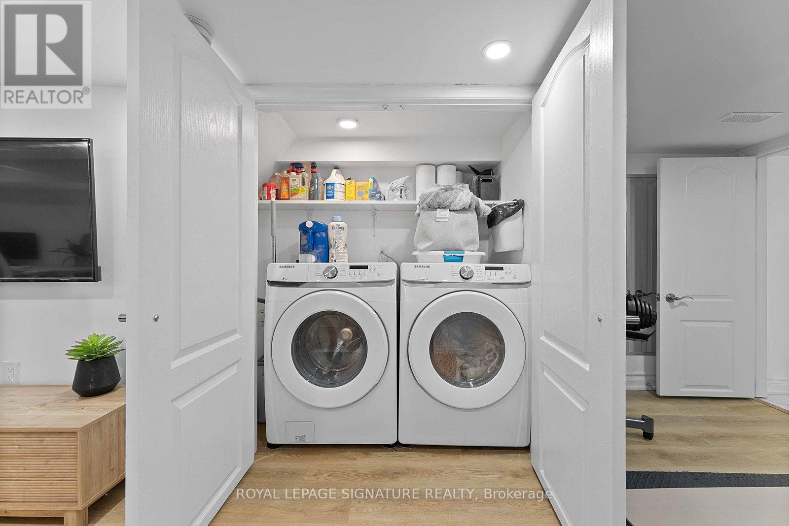 530 Lauder Avenue, Toronto, Ontario  M6E 3J4 - Photo 30 - C13001462