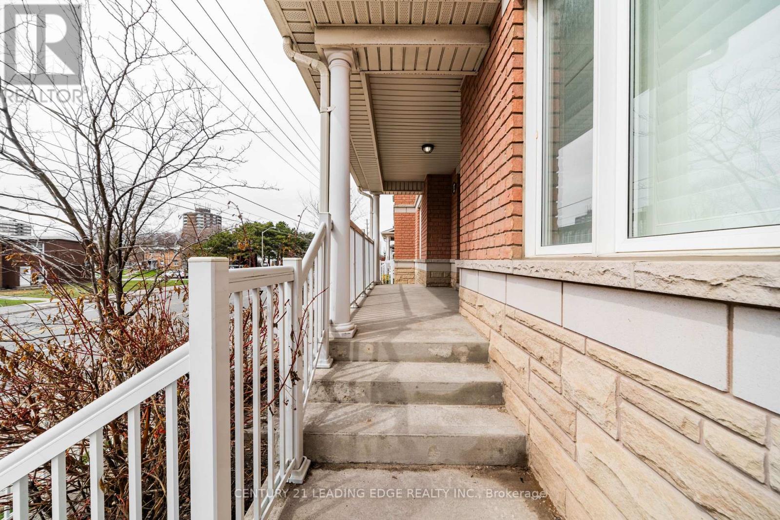 53 - 653a Warden Avenue, Toronto, Ontario  M1L 0E8 - Photo 4 - E13001380