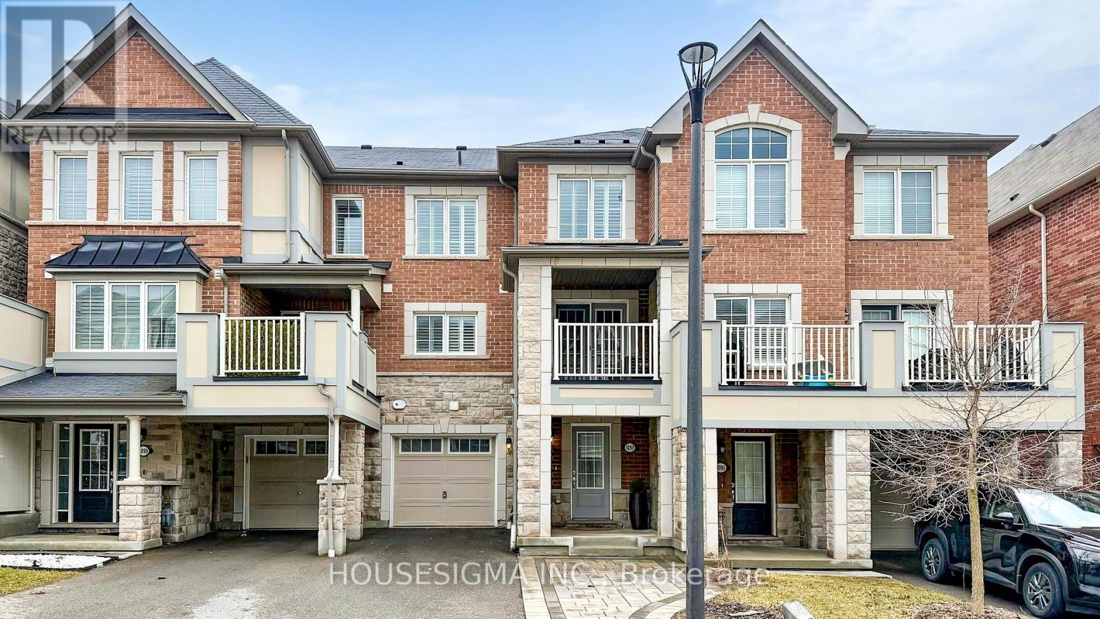 1097 Silk Street, Pickering, Ontario  L1X 0E1 - Photo 2 - E13001458