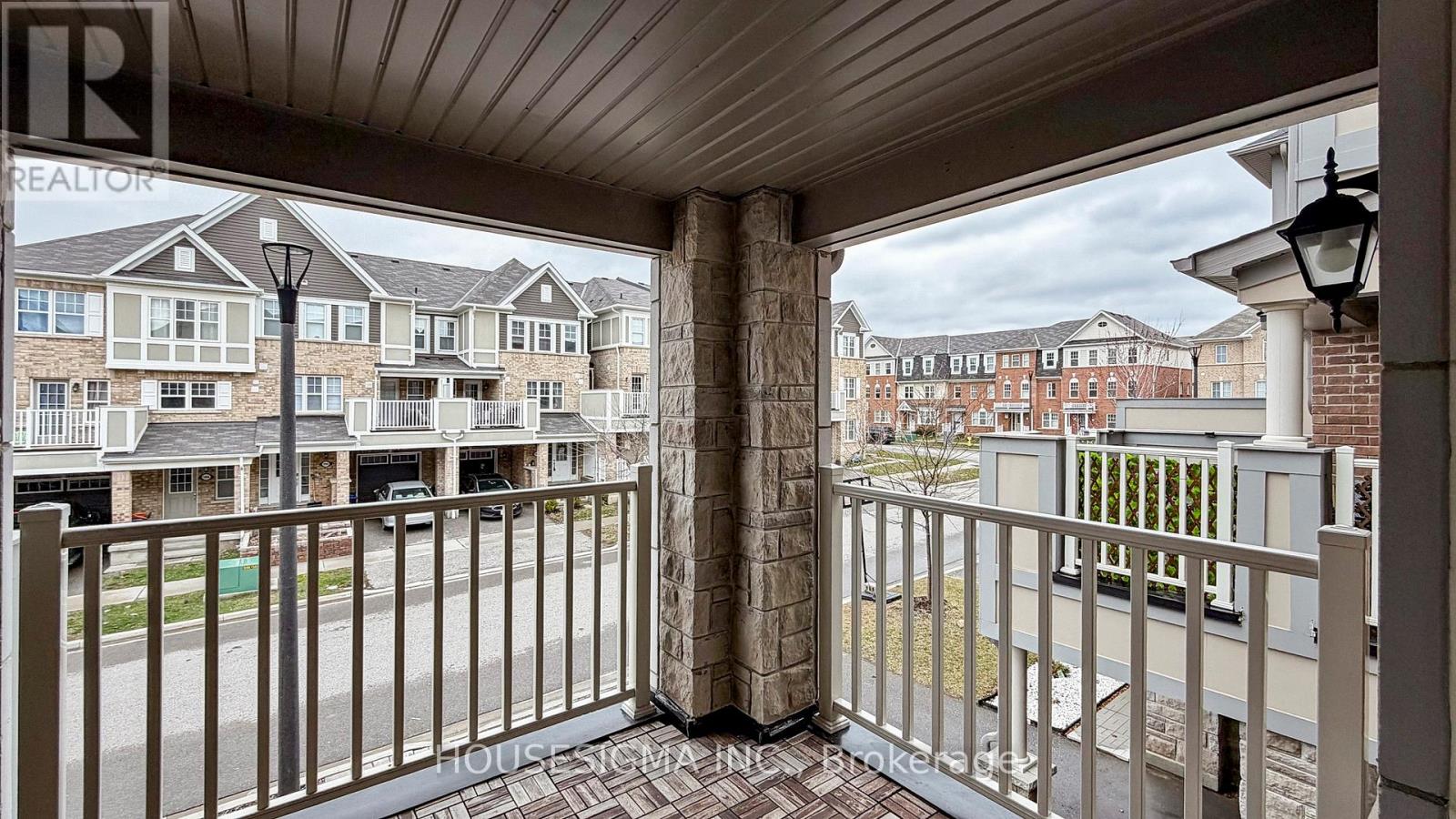 1097 Silk Street, Pickering, Ontario  L1X 0E1 - Photo 21 - E13001458