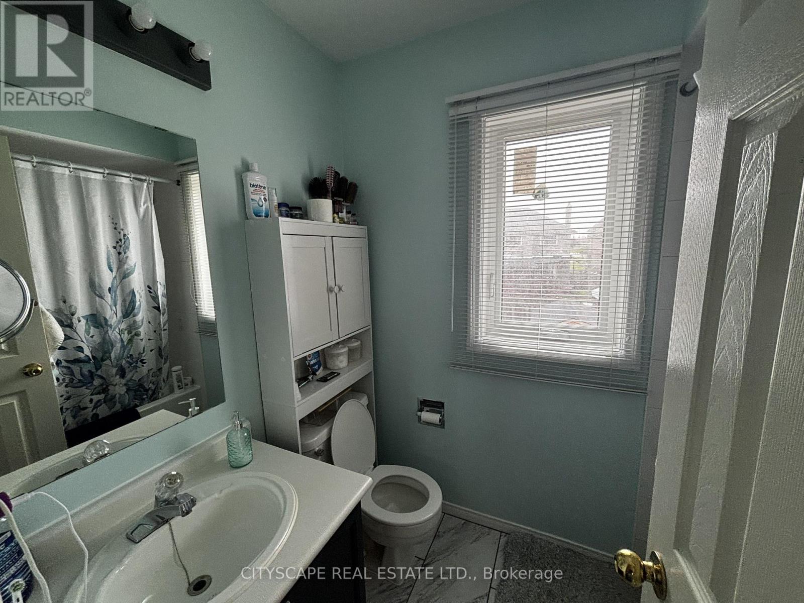 102 Snowcap Road, Brampton, Ontario  L6R 1J1 - Photo 22 - W12990852