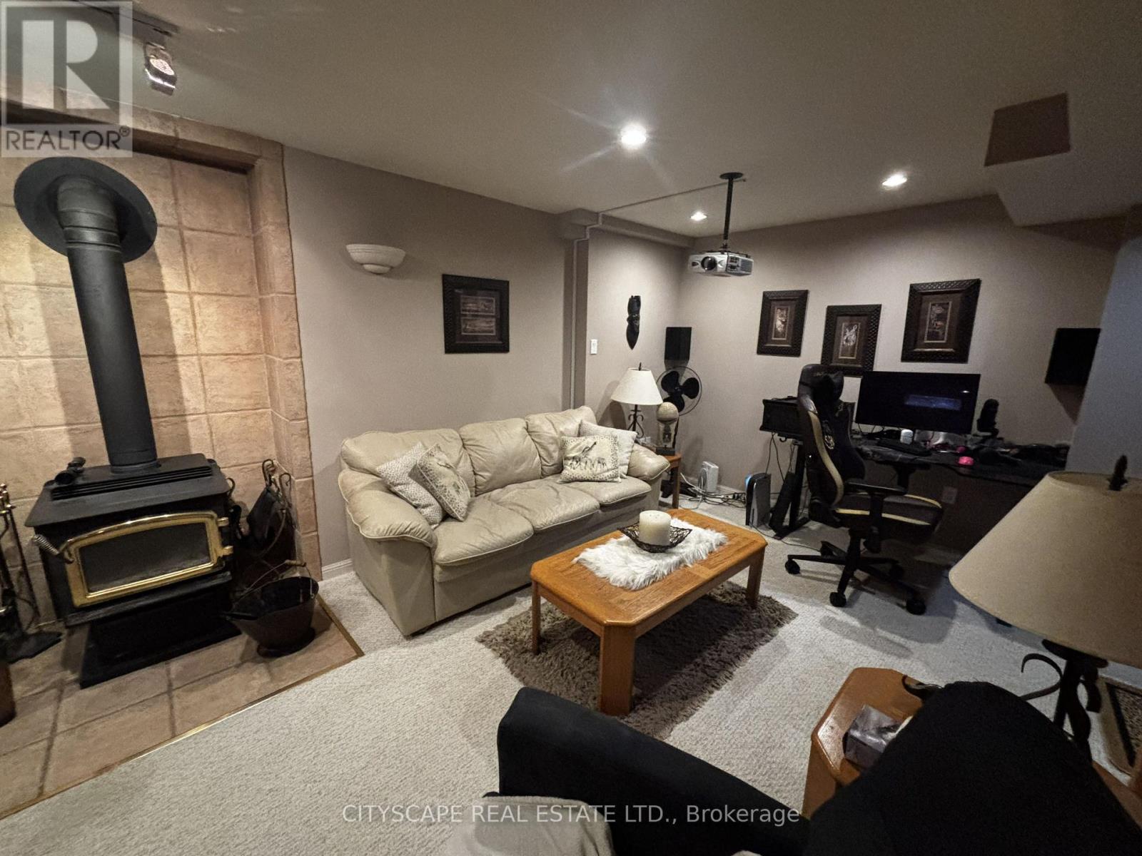 102 Snowcap Road, Brampton, Ontario  L6R 1J1 - Photo 14 - W12990852