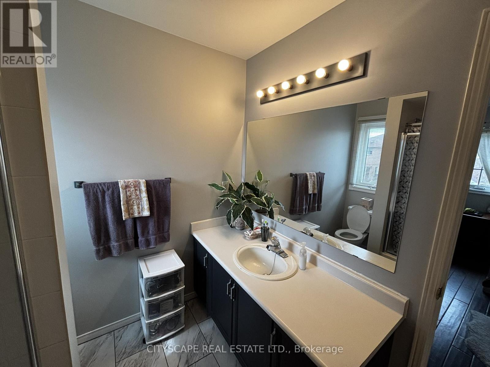 102 Snowcap Road, Brampton, Ontario  L6R 1J1 - Photo 23 - W12990852