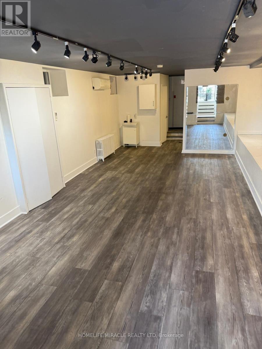 1084 Bloor Street W, Toronto, Ontario  M6H 1M6 - Photo 4 - W12997280