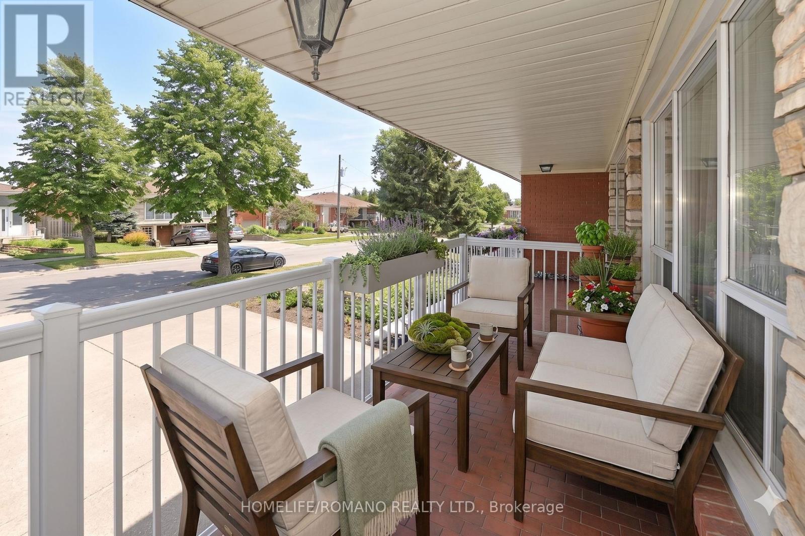 58 Hisey Crescent, Toronto (Black Creek), Ontario  M3N 1V1 - Photo 23 - W13001280