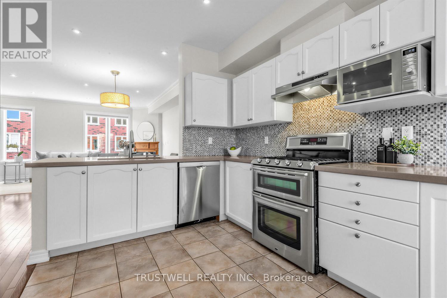 32 Orchid Road, Markham, Ontario  L3T 7T6 - Photo 13 - N13001320