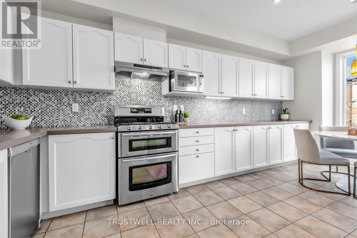 32 Orchid Road, Markham, Ontario  L3T 7T6 - Photo 14 - N13001320