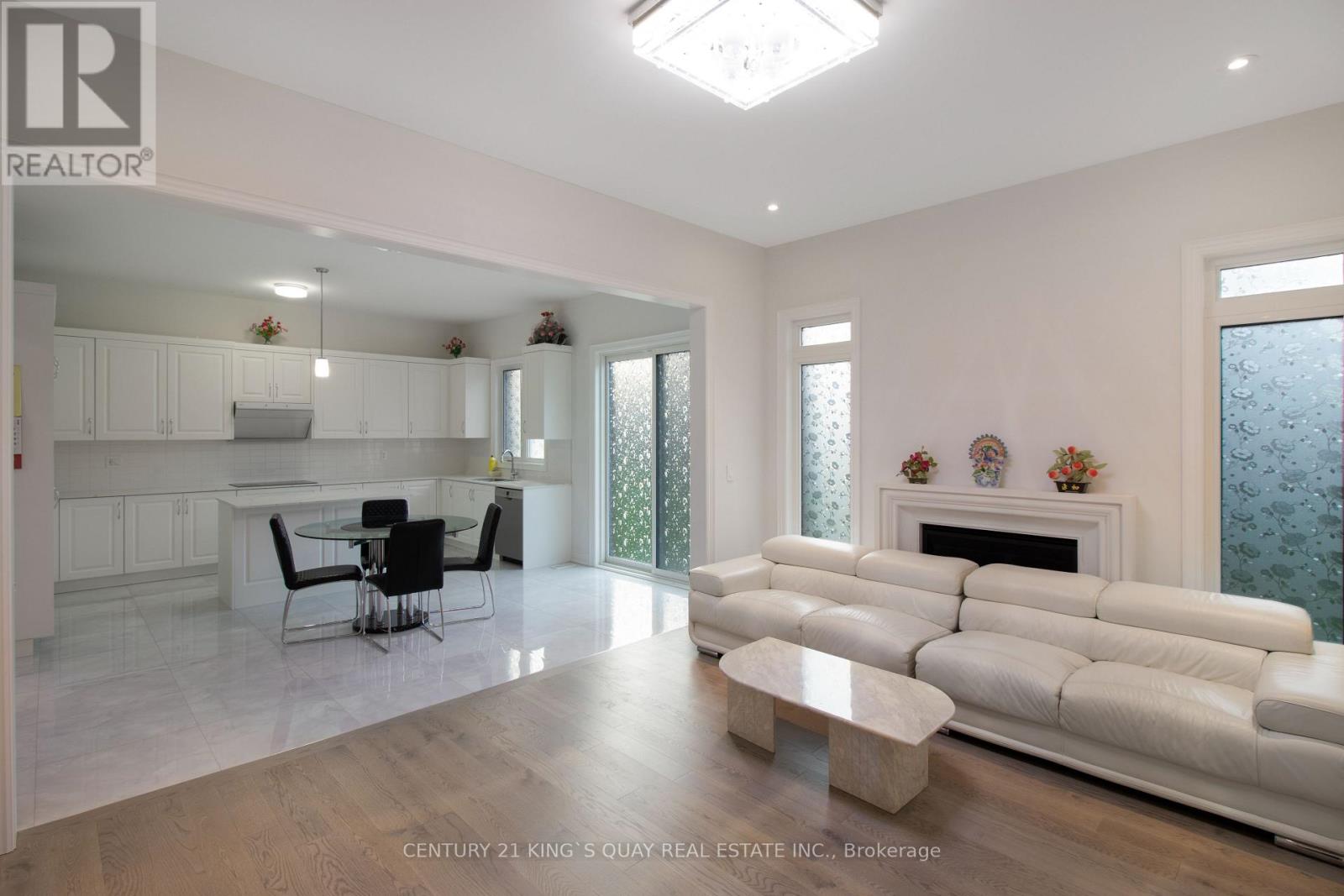 38 Tipp Drive, Richmond Hill, Ontario  L4E 1J3 - Photo 19 - N13001374