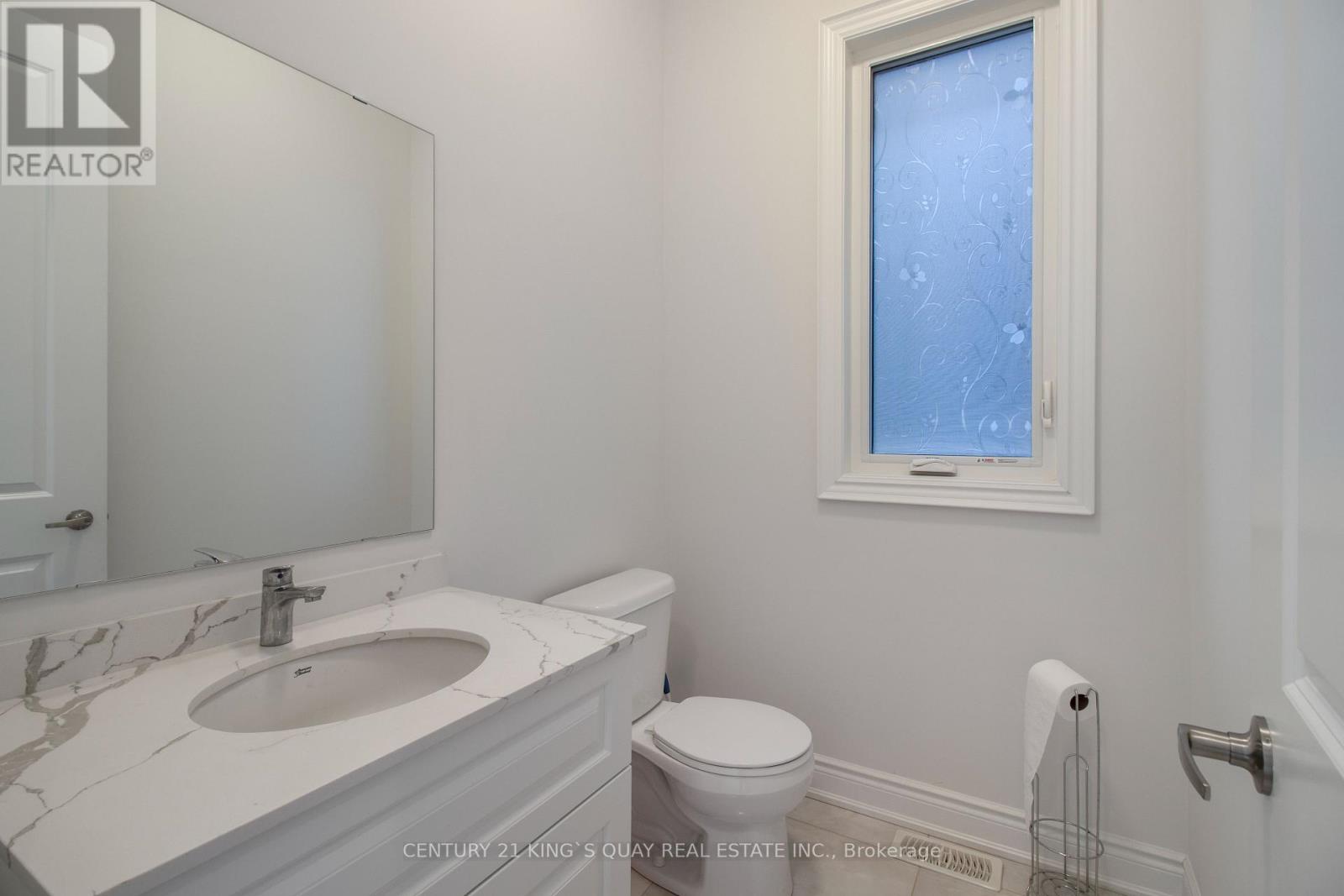 38 Tipp Drive, Richmond Hill, Ontario  L4E 1J3 - Photo 6 - N13001374