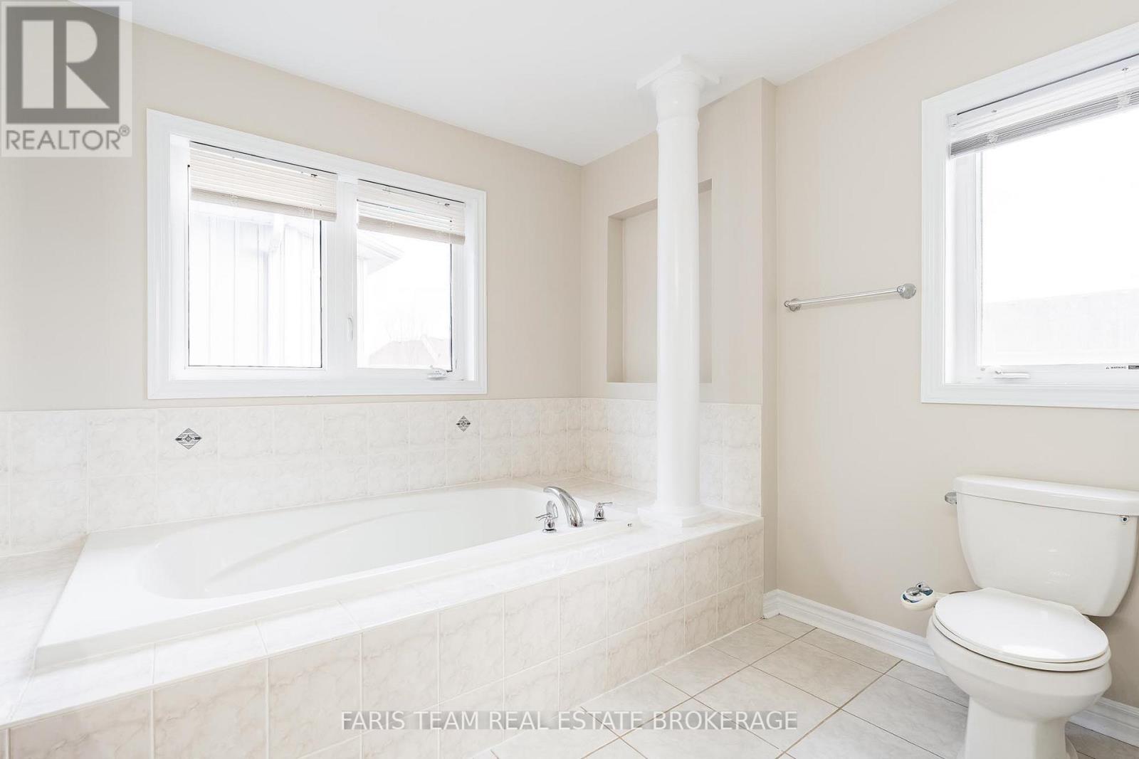 111 Latimer Avenue, Essa, Ontario  L3W 0N1 - Photo 24 - N13001416